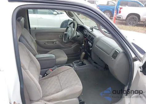 2004 Toyota Tacoma Prerunner V6 из США, поврежденный, VIN 5TEGN92N24Z345291